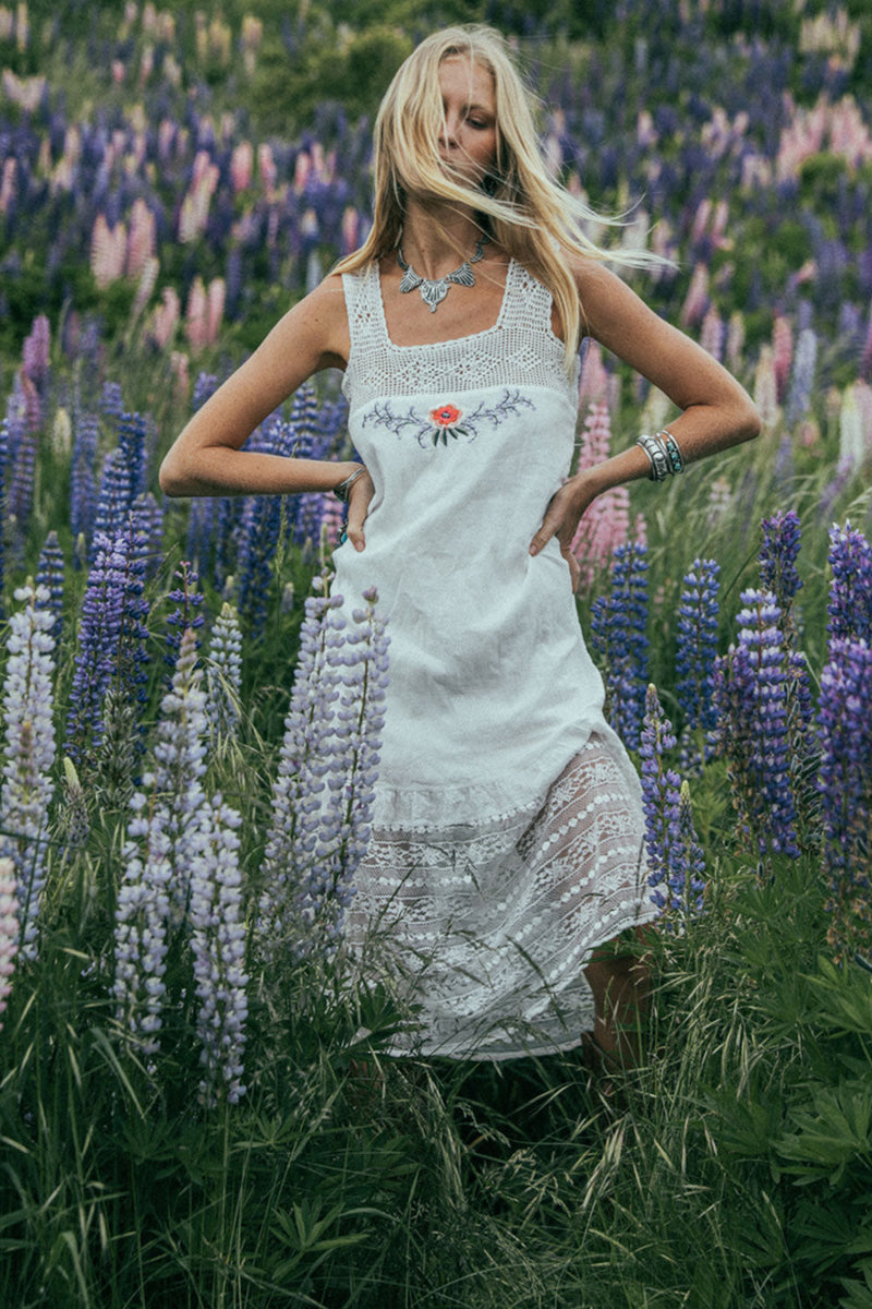 Down By The River Gauze And Lace Midi Dress - White - Chasing Unicorns