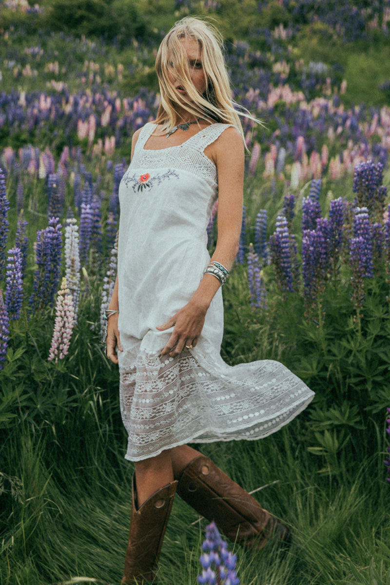 Down By The River Gauze And Lace Midi Dress - White - Chasing Unicorns