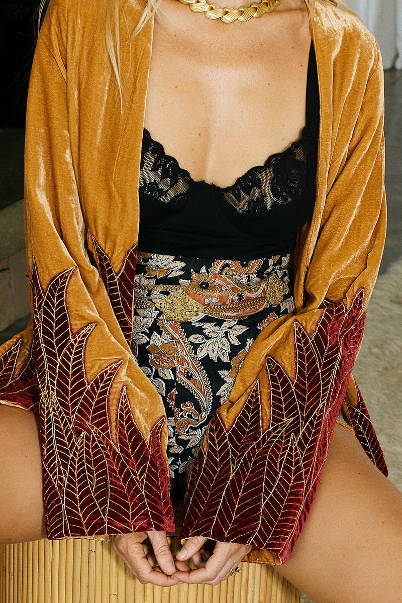 🧡 Good Times Roll Bamboo Jersey And Lace Underwire Camisole - Black - Chasing Unicorns