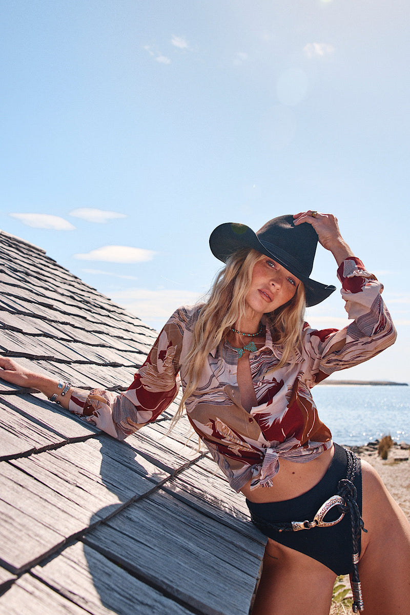 Horse In My Dreams Silk Crepe 70S Collar Blouse - Chasing Unicorns