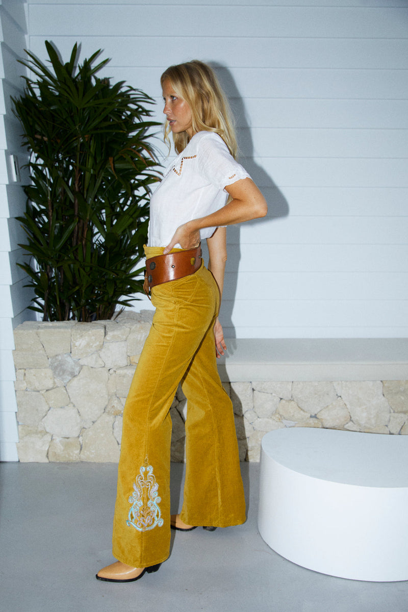 Not Alone Any More Linen Cutwork Blouse - Chasing Unicorns