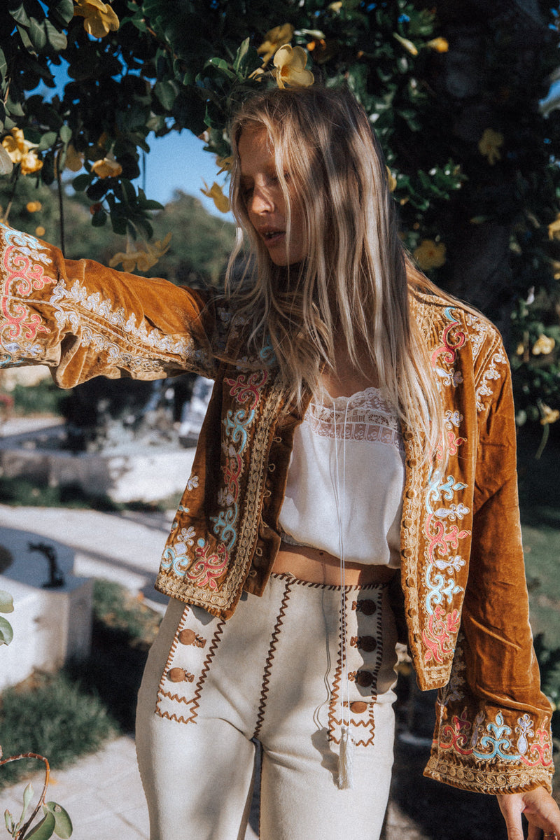 Peaceful Easy Feeling Silk + Lace Camisole - Champagne - Chasing Unicorns