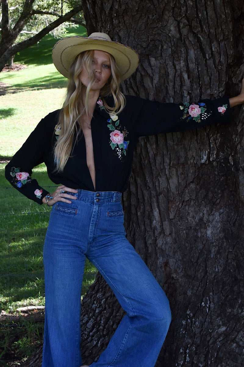 She Rides Wild Horses Cotton Appliqué Blouse - Chasing Unicorns