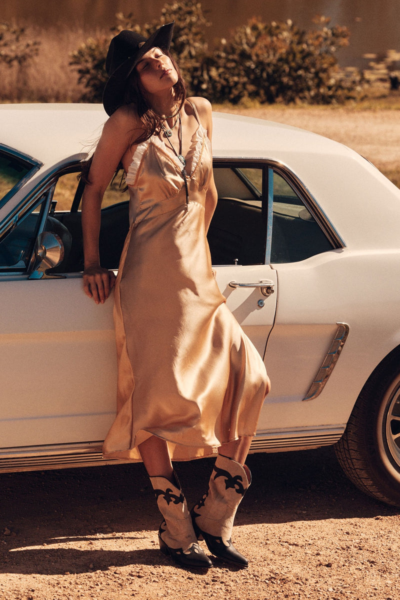 If They Come Lookin’ Leather + Suede Cowboy Boots - Bone