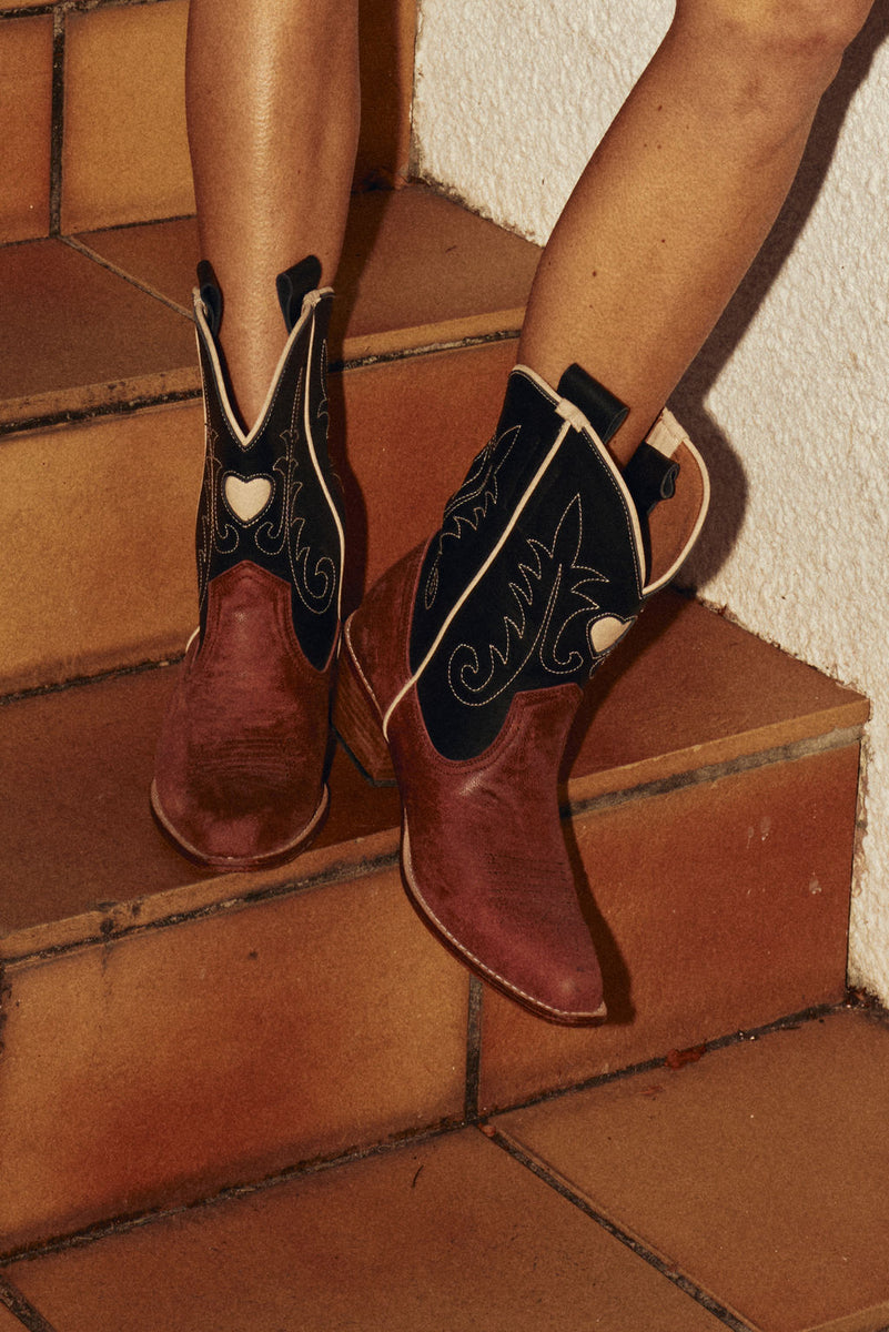 Sweetheart Of The Rodeo Leather Cowboy Boots