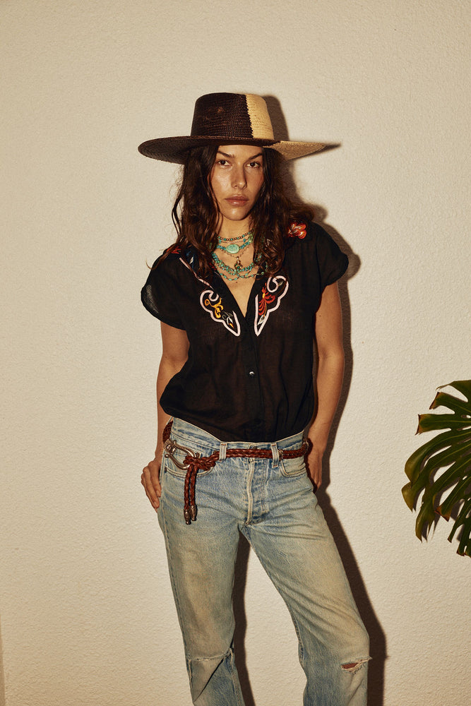 Palomino Sleeveless Embroidered Cotton Blouse