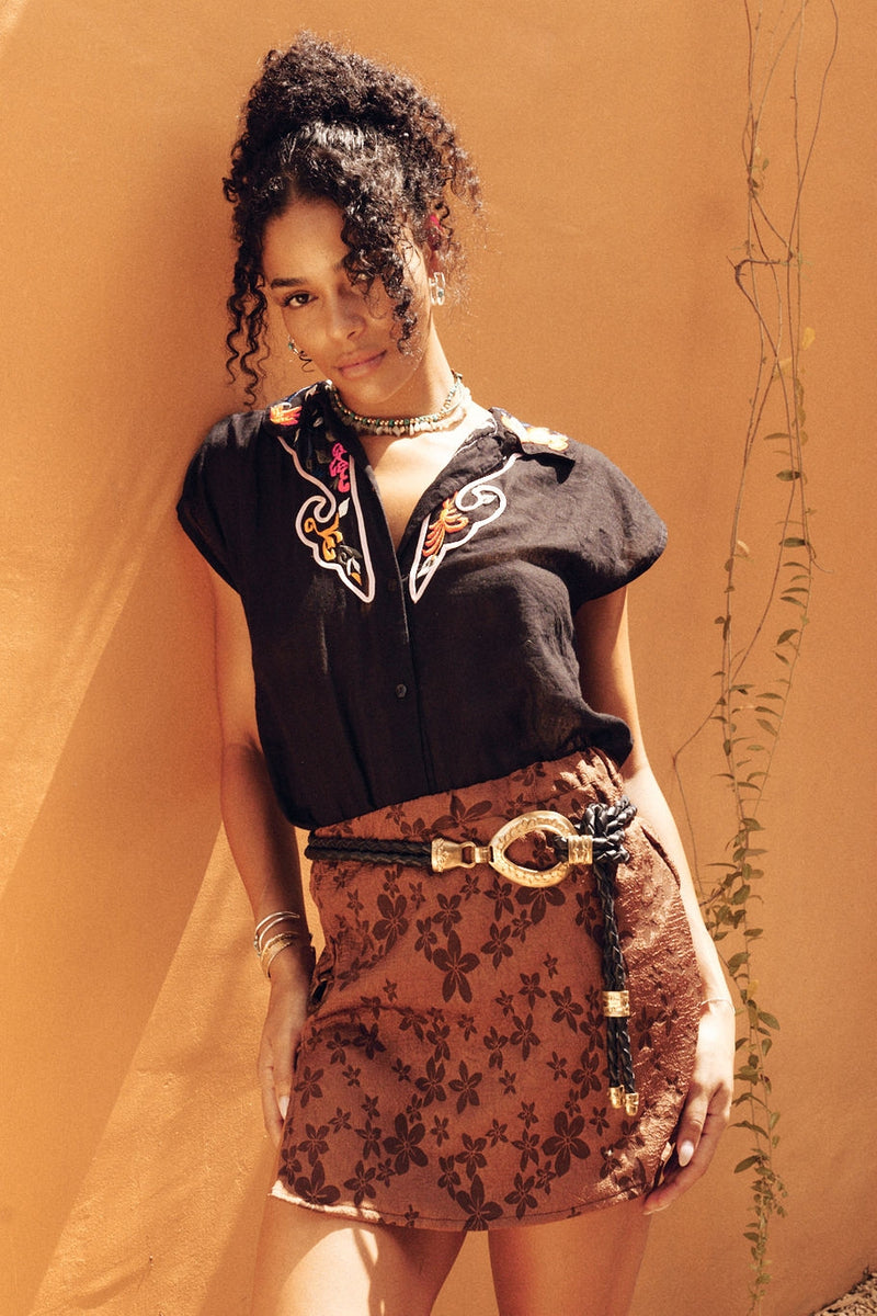 Palomino Sleeveless Embroidered Cotton Blouse