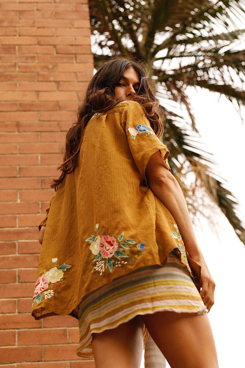 She Rides Wild Horses Embroidered Textural Cotton Short Sleeve Shirt