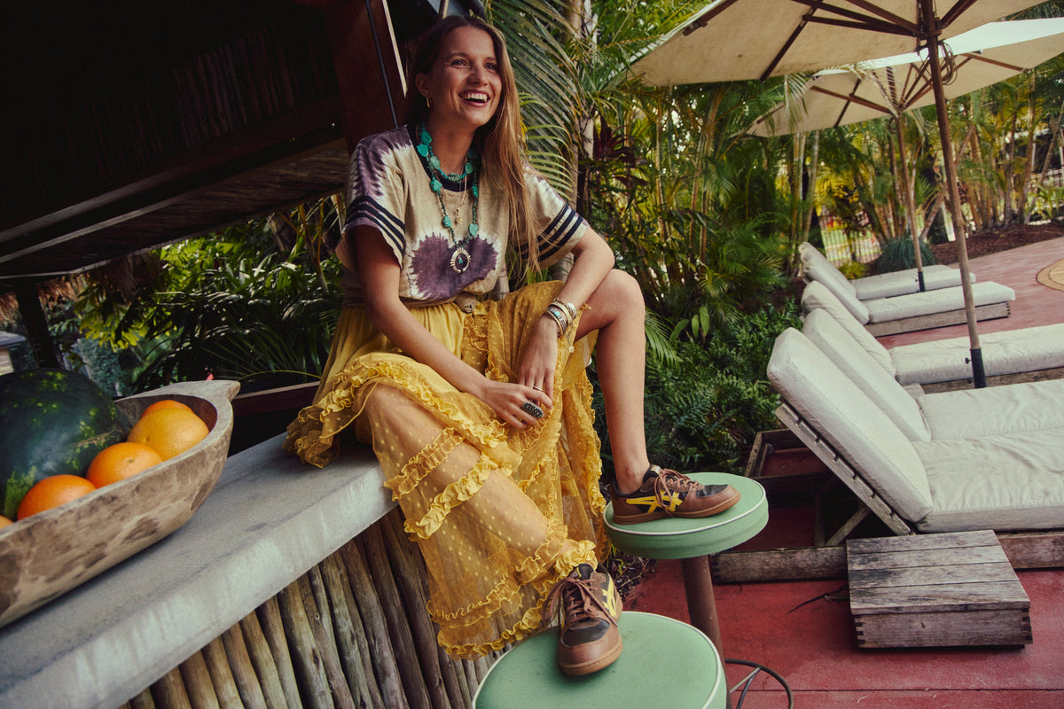 Lover Chasing Unicorns Ringer Tshirt - Chasing Unicorns