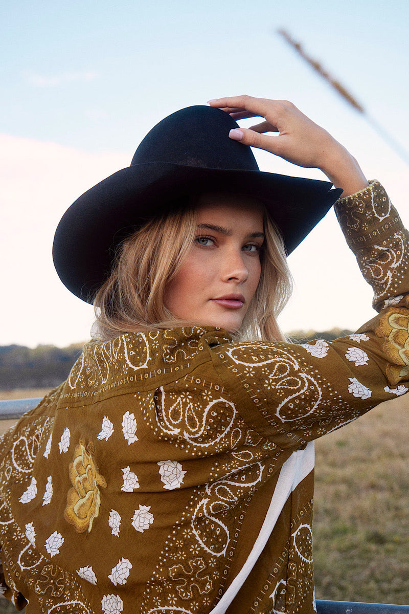 NEW Cotton Gauze Embroidered Long Sleeve Shirt - Chasing Unicorns