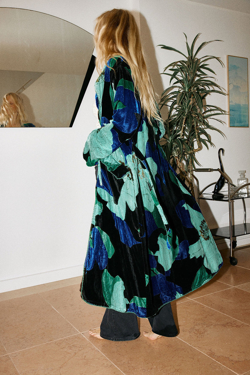 NEW Roadhouse Blues Velvet Housecoat - Chasing Unicorns