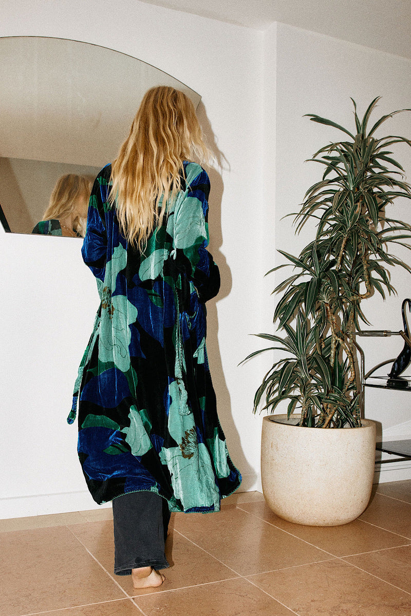 NEW Roadhouse Blues Velvet Housecoat - Chasing Unicorns