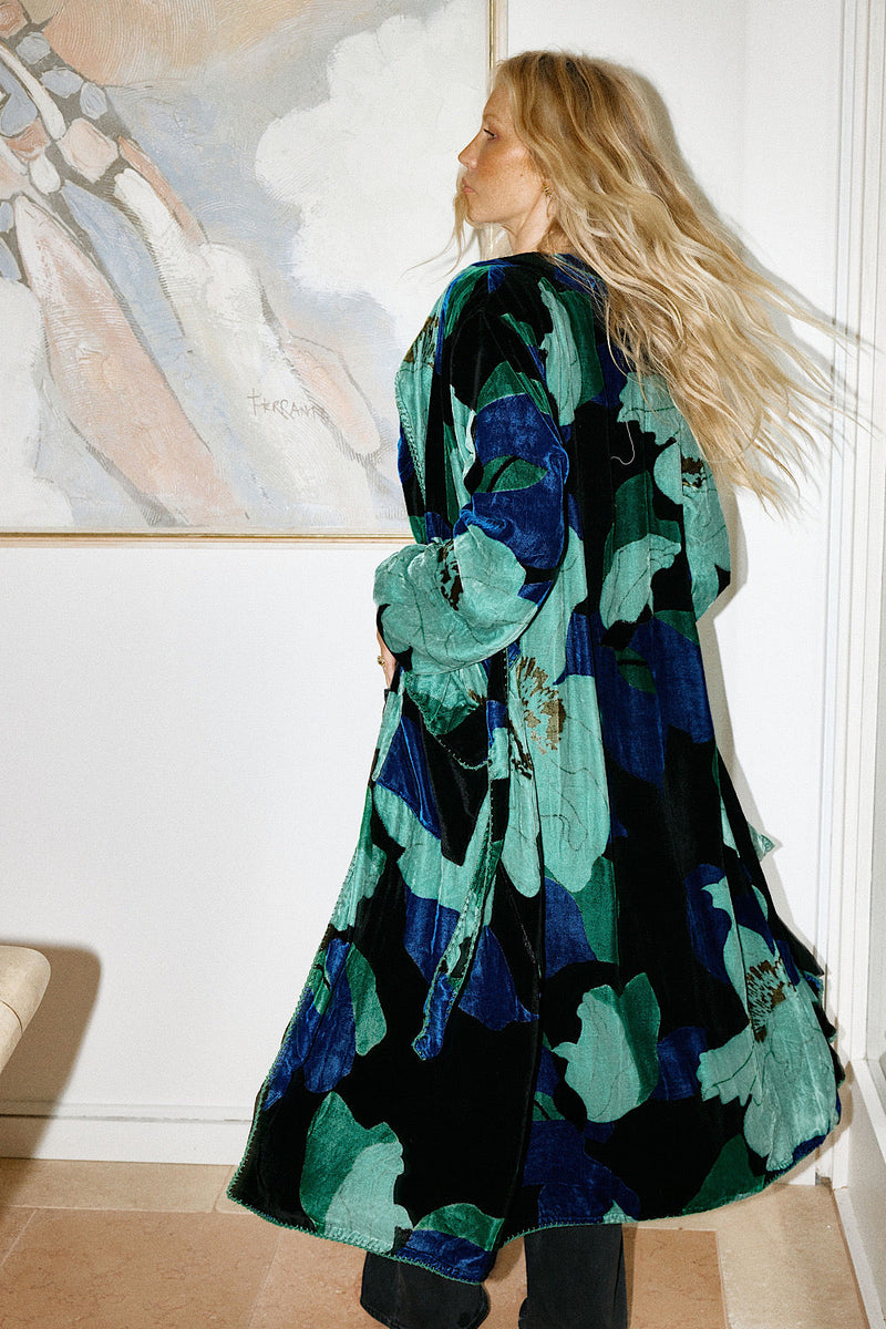 NEW Roadhouse Blues Velvet Housecoat - Chasing Unicorns