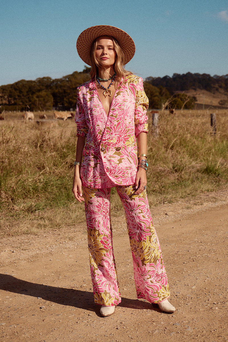 NEW When I Come Around Linen Blazer - Chasing Unicorns