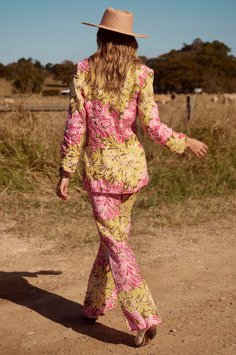 NEW When I Come Around Linen Blazer - Chasing Unicorns