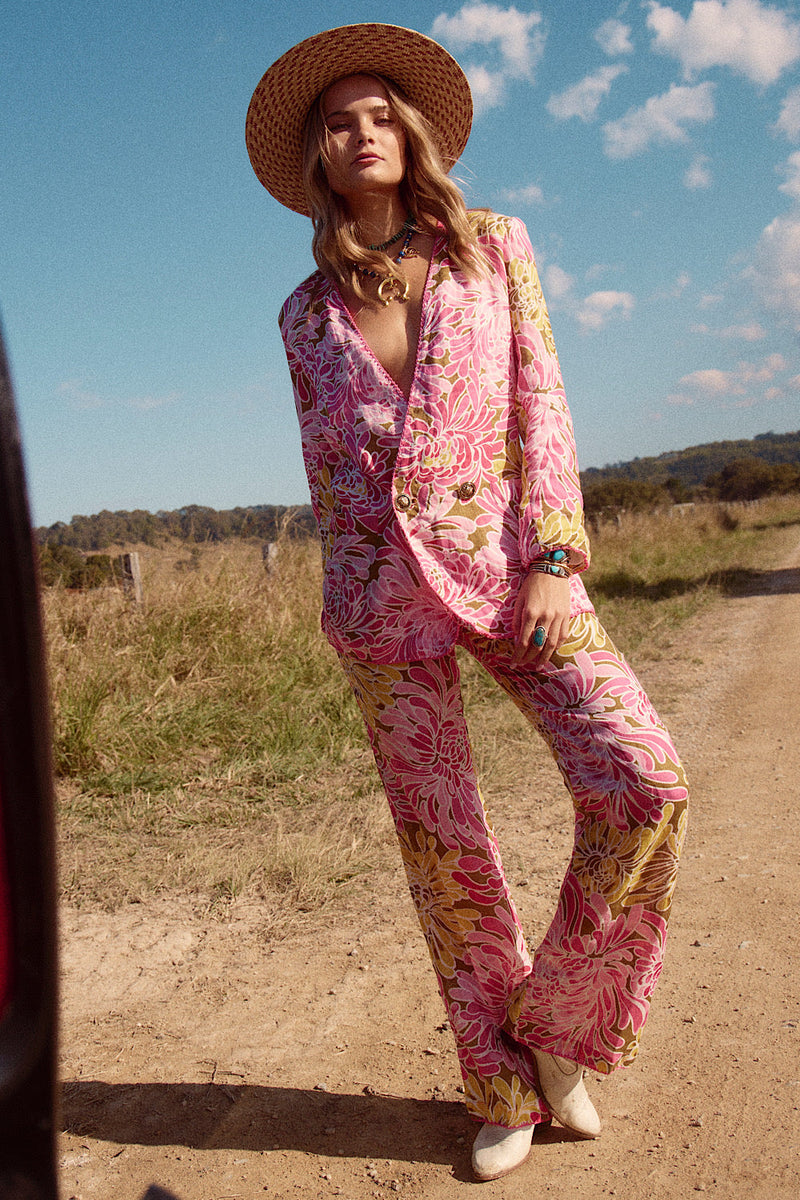 NEW When I Come Around Linen Blazer - Chasing Unicorns