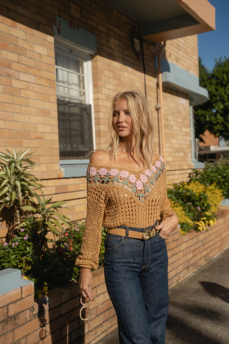 California Soul Crochet Jumper - golden meadow - Chasing Unicorns