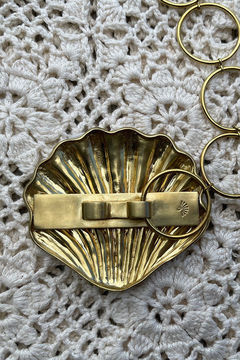 Clam Shell Chain Belt - Chasing Unicorns