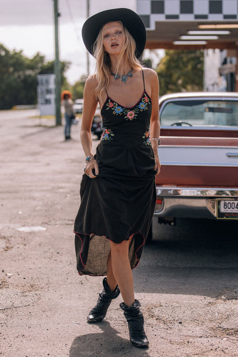 Flor D’ Luna Sundress - Chasing Unicorns