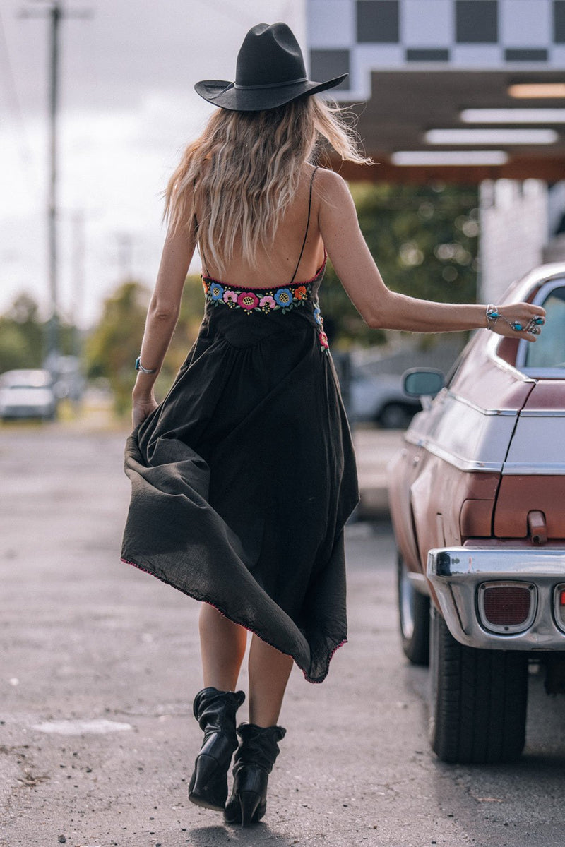 Flor D’ Luna Sundress - Chasing Unicorns