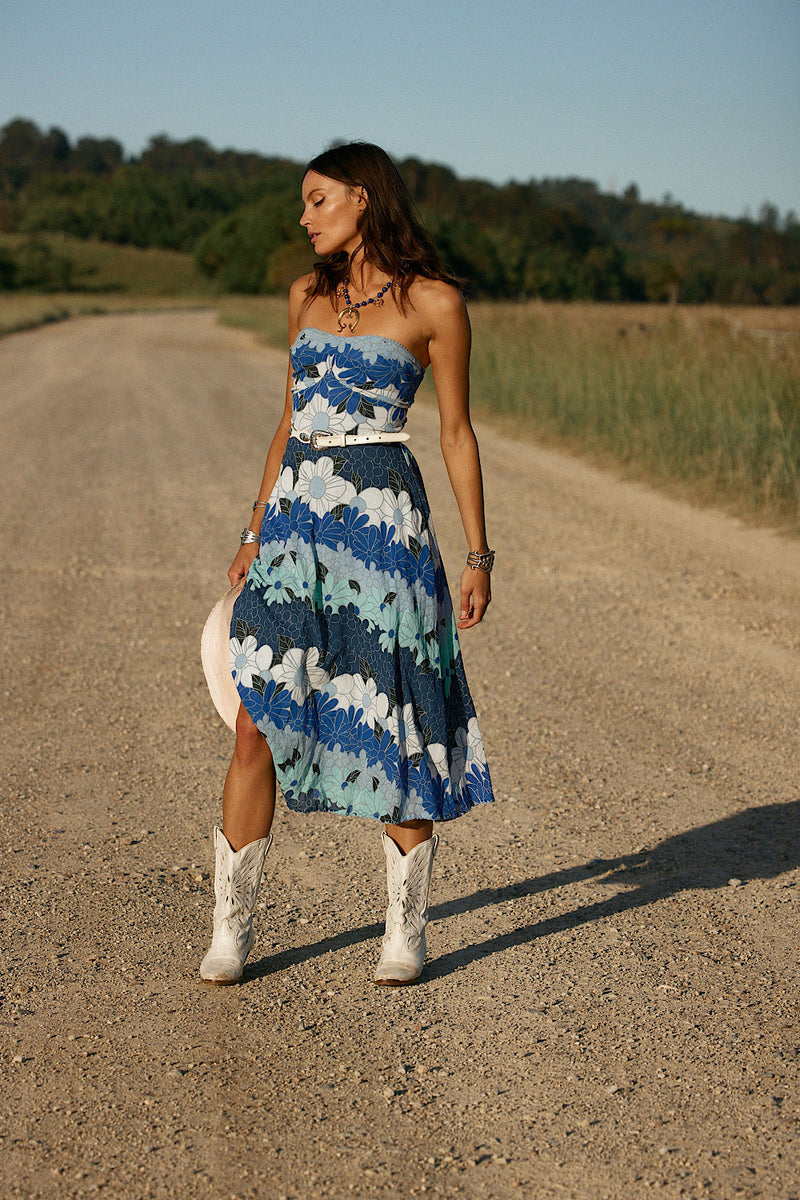 Hawaiian Haze Cotton Gauze Strapless Midi Dress - Chasing Unicorns