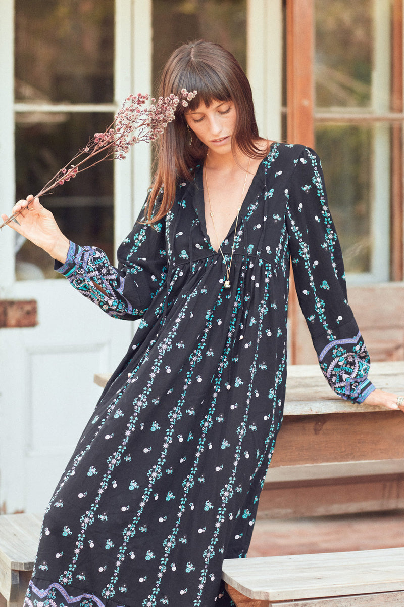 Nothing But Flowers Maxi Dress - Midnight - Chasing Unicorns