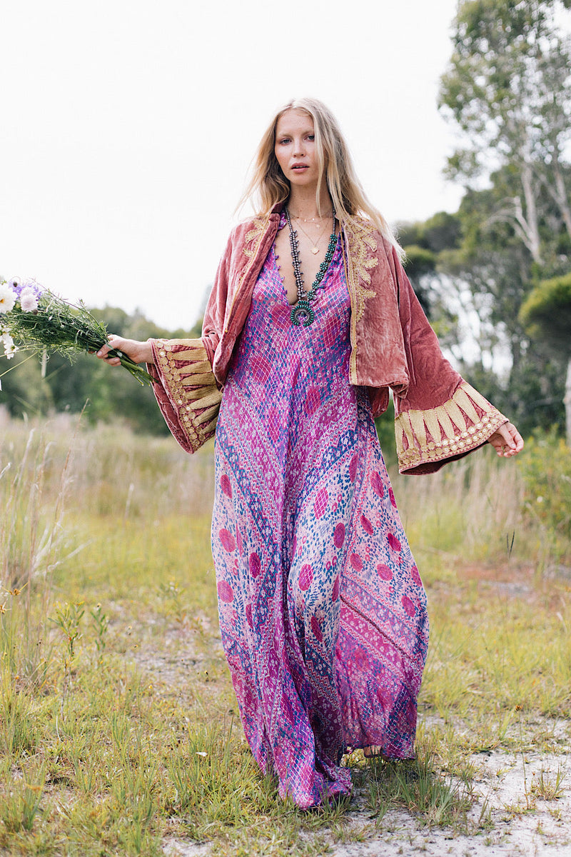 Queen Of Hearts Velvet Jacket - dusty rose - Chasing Unicorns