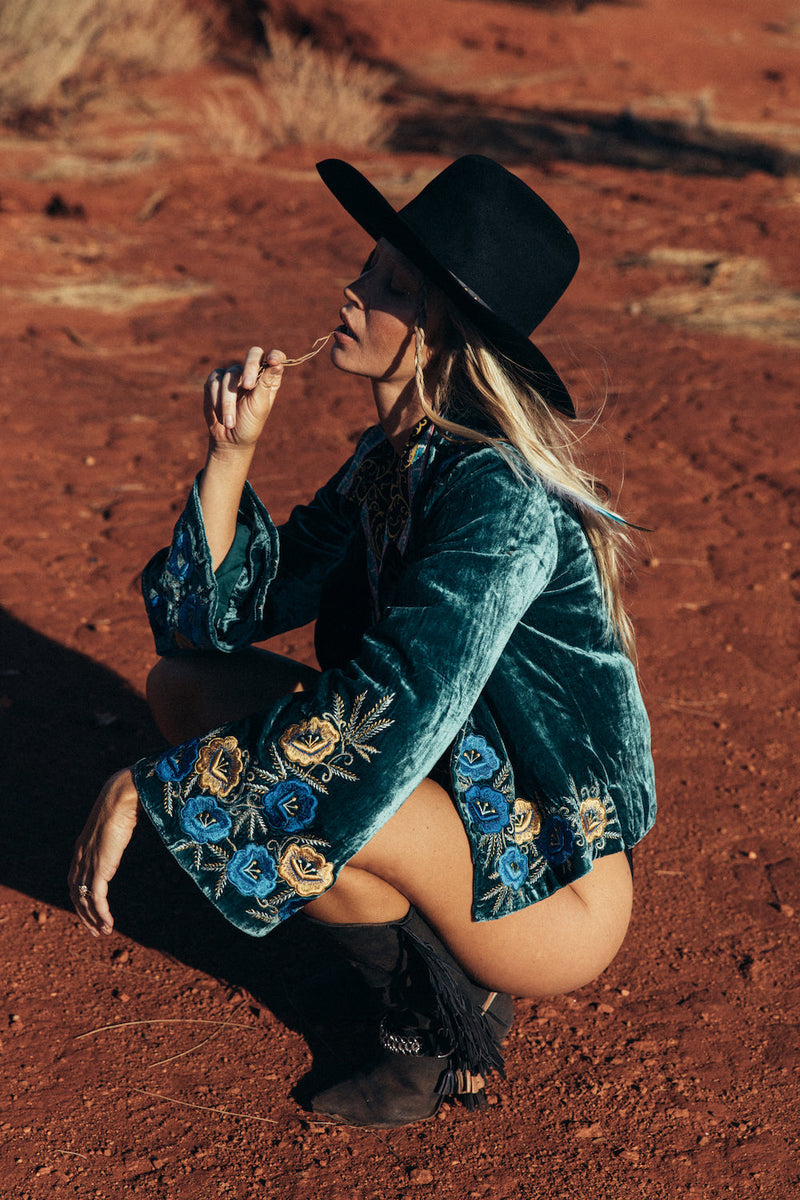 Riders On The Storm Velvet Jacket - Emerald - Chasing Unicorns