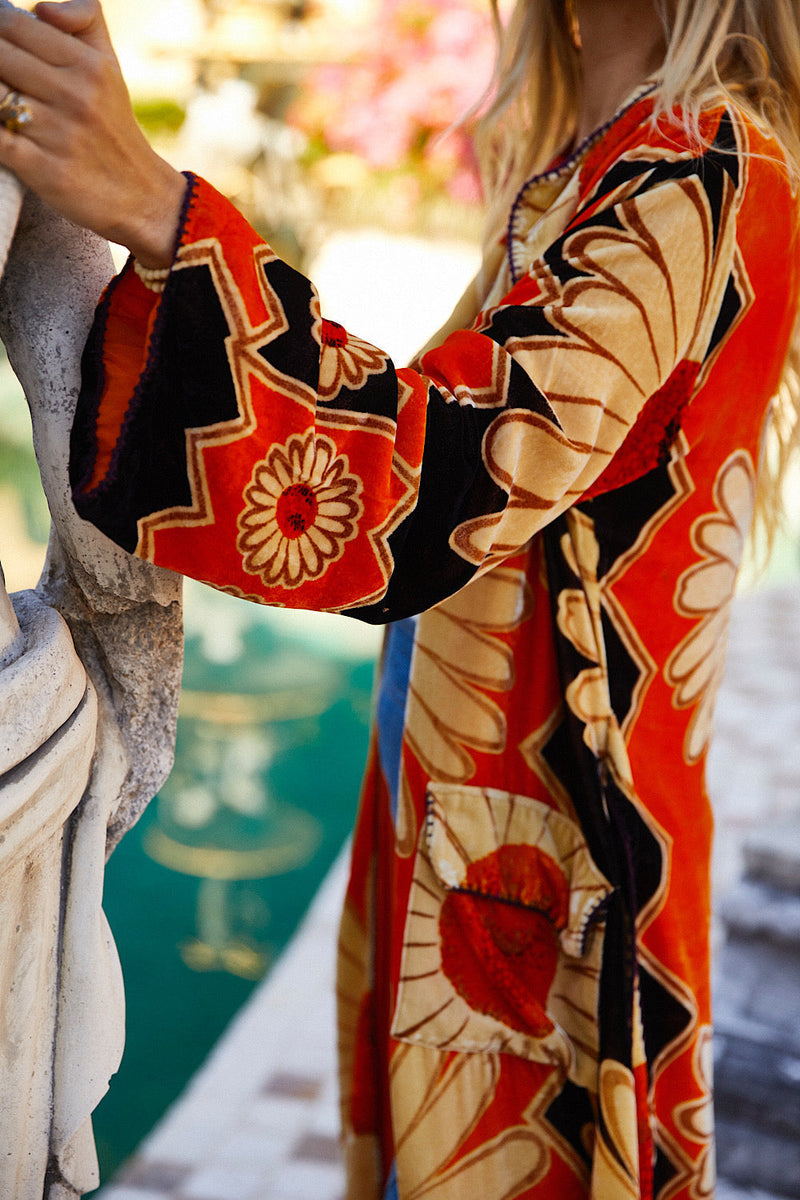 Roadhouse Blues Velvet Housecoat - Daisy - Chasing Unicorns