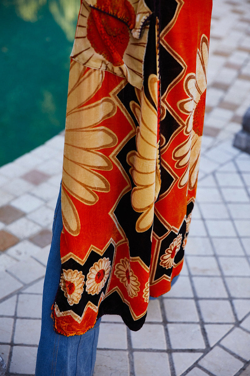 Roadhouse Blues Velvet Housecoat - Daisy - Chasing Unicorns