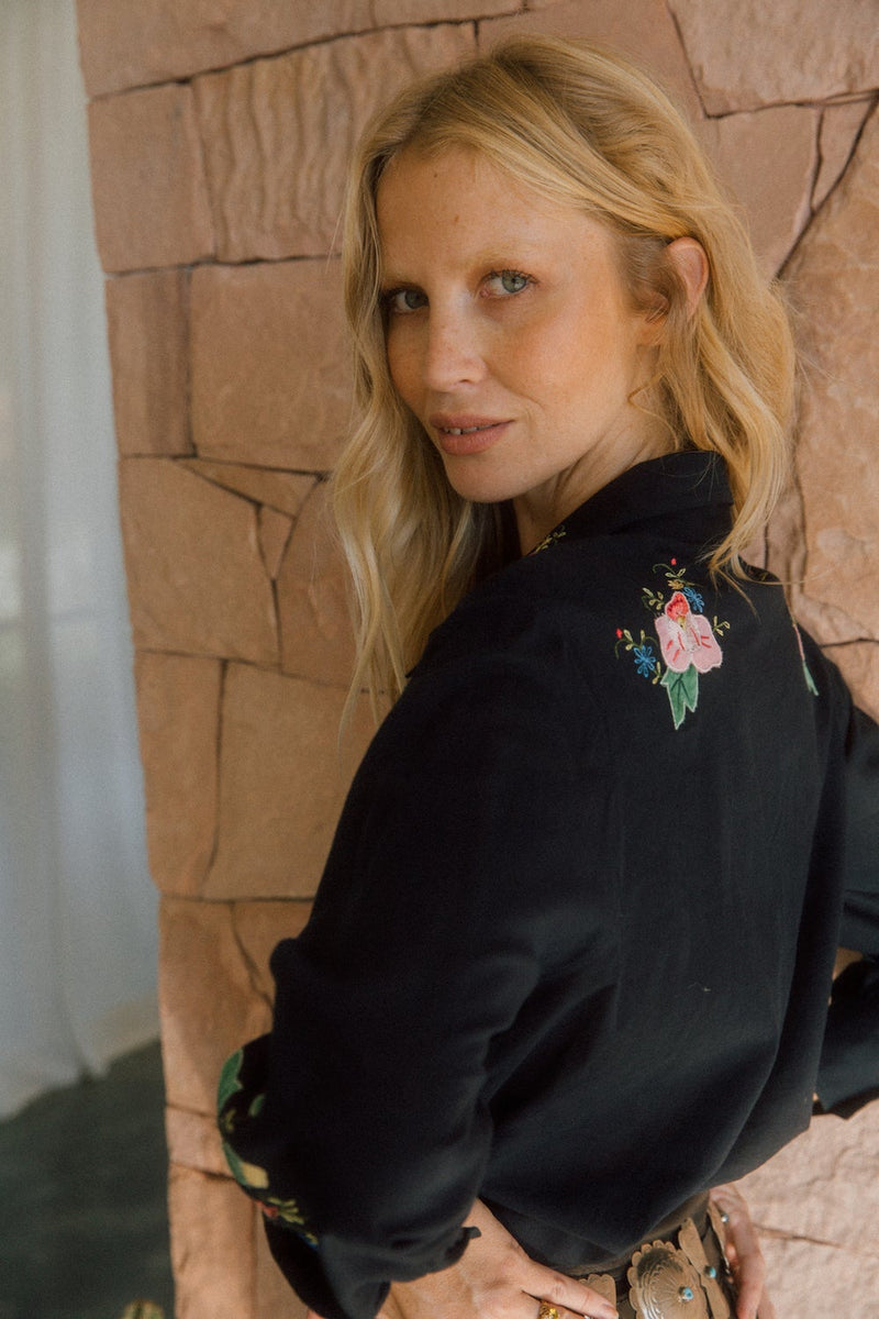 She Rides Wild Horses Cotton Appliqué Blouse - Chasing Unicorns