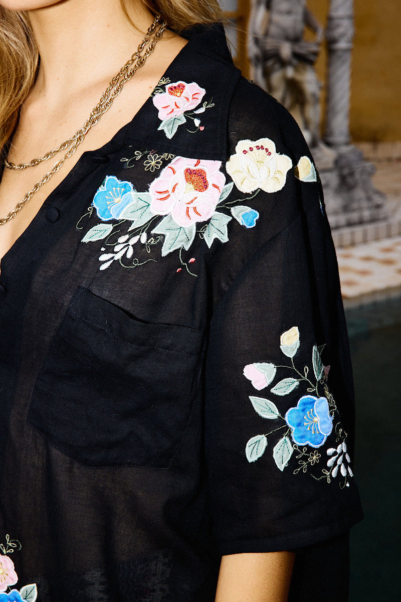 She Rides Wild Horses Cotton Appliqué Oversized shirt - Chasing Unicorns