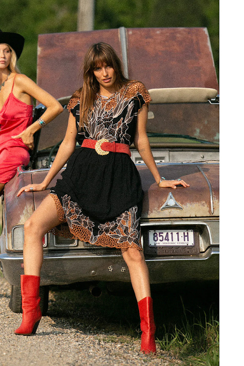 Wild World Embroidered Cutwork Set - Chasing Unicorns